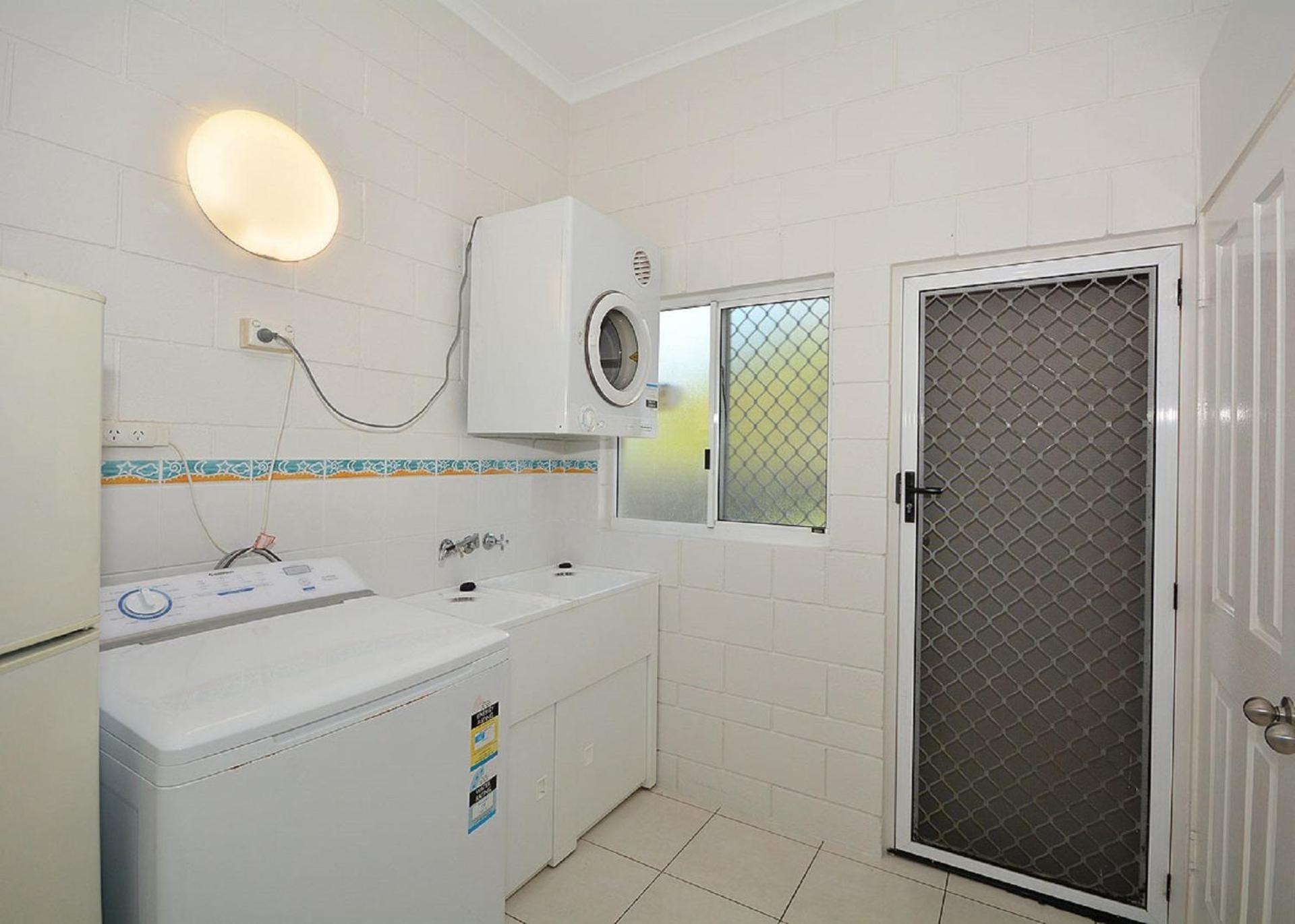 Beach House On Burrum- Close To Beach- 3Br- Wifi-Foxtel Woodgate Exterior photo